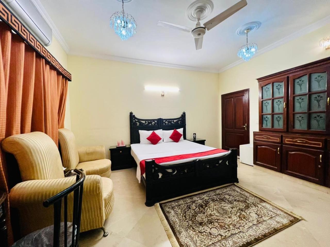 Step Inn Guest House Islamabad Exterior foto